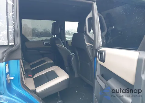 2024 Ford Bronco Wildtrak z USA, uszkodzony, nr VIN 1FMEE2BP2RLA43601